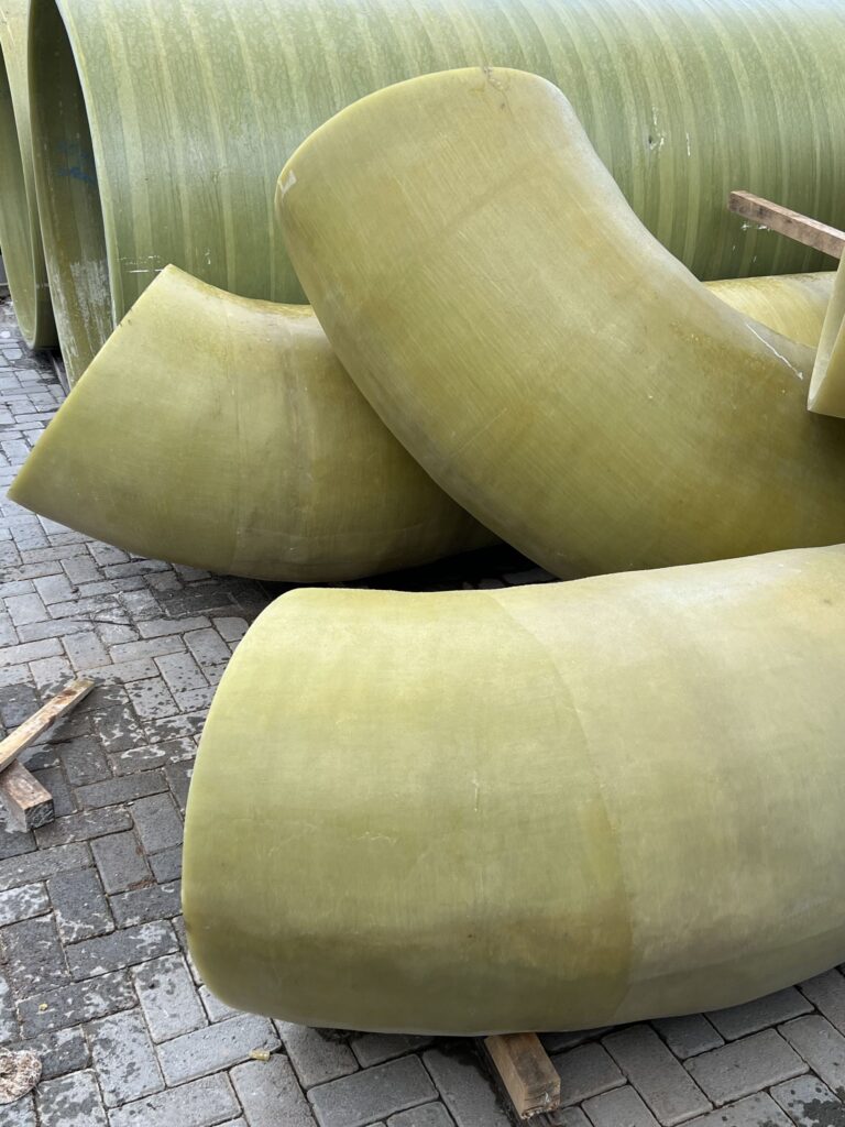 Curvas em PRFV de grande diâmetro fabricadas pela Eqsan