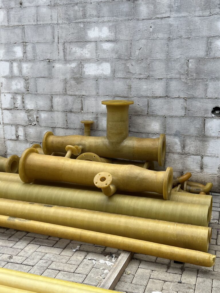 Spool em PRFV com flanges e derivações